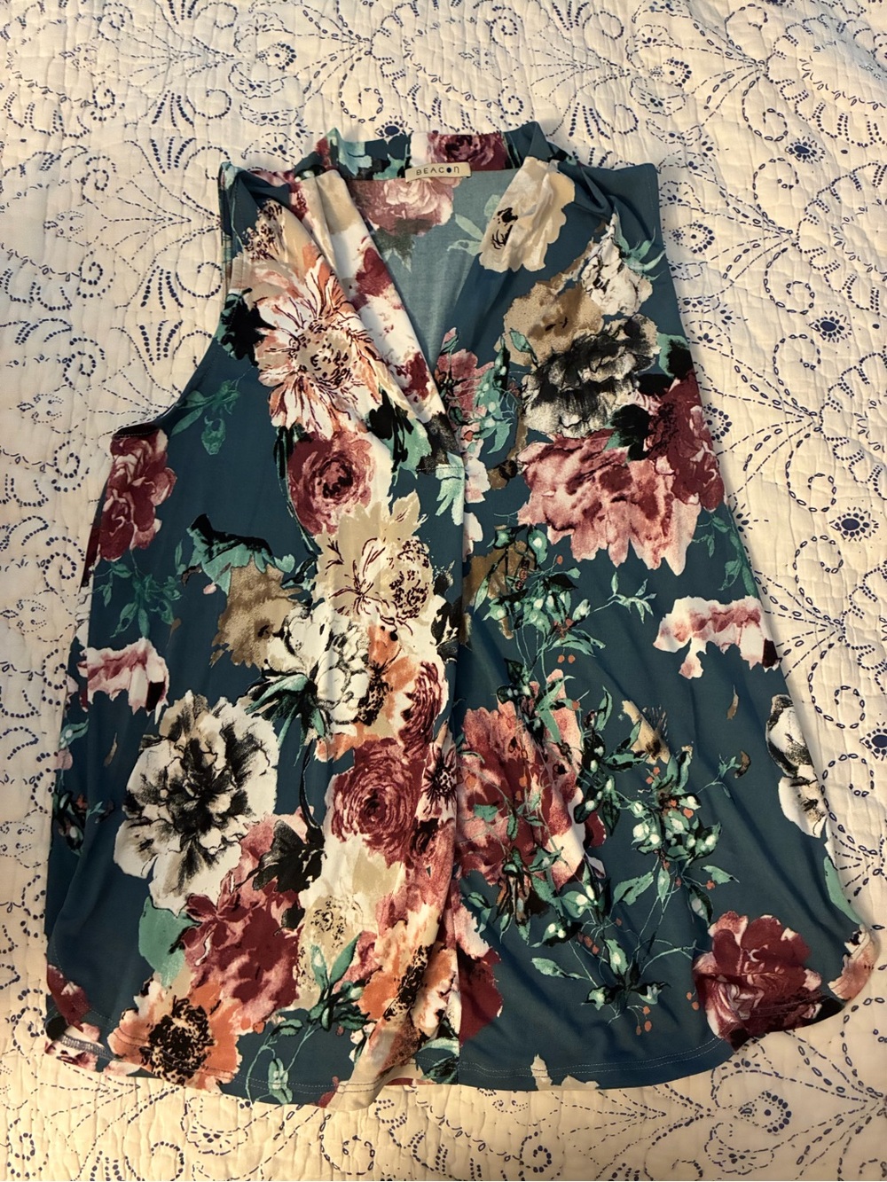 Beacon floral tank - medium